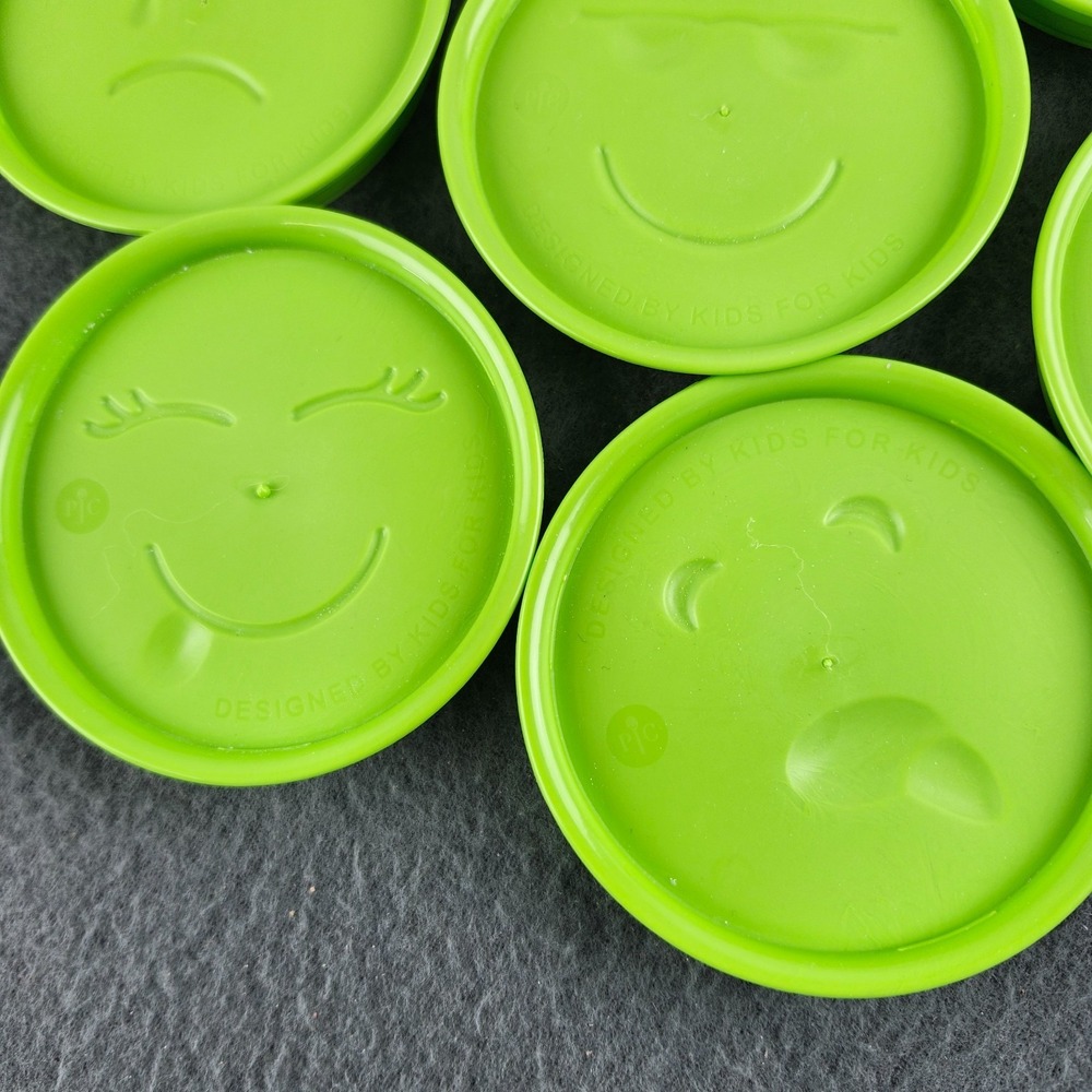 Pampered Chef Set‎ of 7 Green Round 3.5" Emoji Cookie Cutters #1443 Kids - Picture 4 of 6